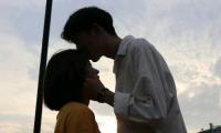 关于感动女朋友的早安情感语录【图】