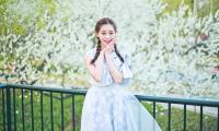 关于看桃花怎么发朋友圈 适合赏桃花发自拍的说说心情文案【图】