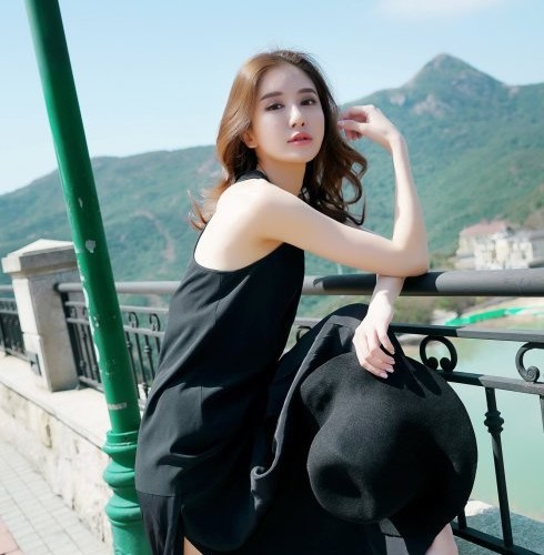 2020女生晚安短语自己