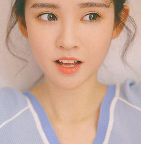 关于社恐发朋友圈的心情句子