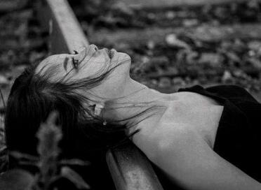 彻底再见的个性签名