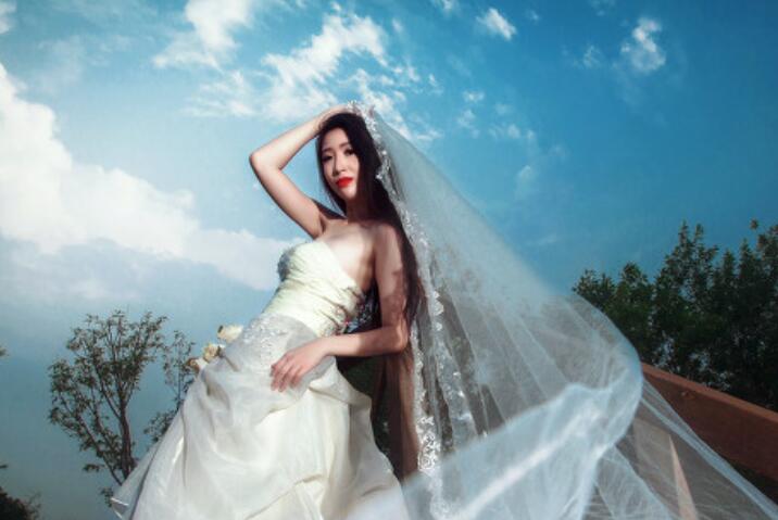 结婚祝福语高级一点的（不俗气祝新婚的朋友圈）