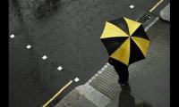下雨天心情低落的句子