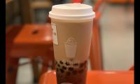 冬天里的第一杯奶茶发朋友圈