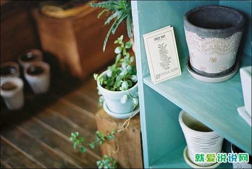 金钱见证了人心的句子
