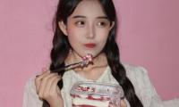 关于夸人的话女生的句子【图】