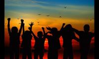 别把自己看得太高经典句子【图】
