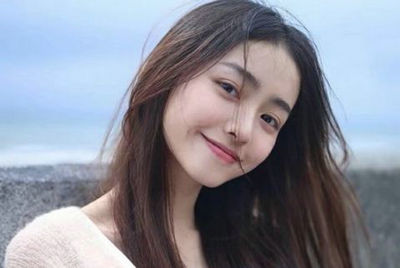 用你的微笑，活出无人能比的骄傲