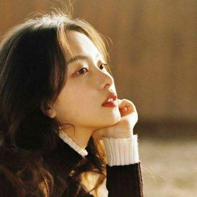 老是活在过去怎么能行，要想怎么有未来