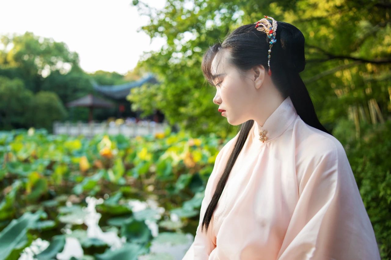 《唐诗三百首》中最美的10首诗,诗情画意,人间绝美