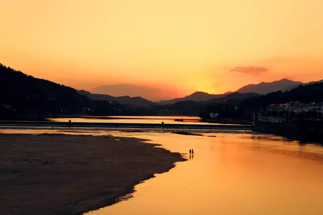 十首夕阳诗词,那一抹黄昏的惆怅