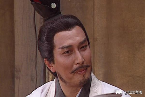 刘备三顾茅庐,诸葛亮提出了隆中对,还干了一件莫名其妙之事