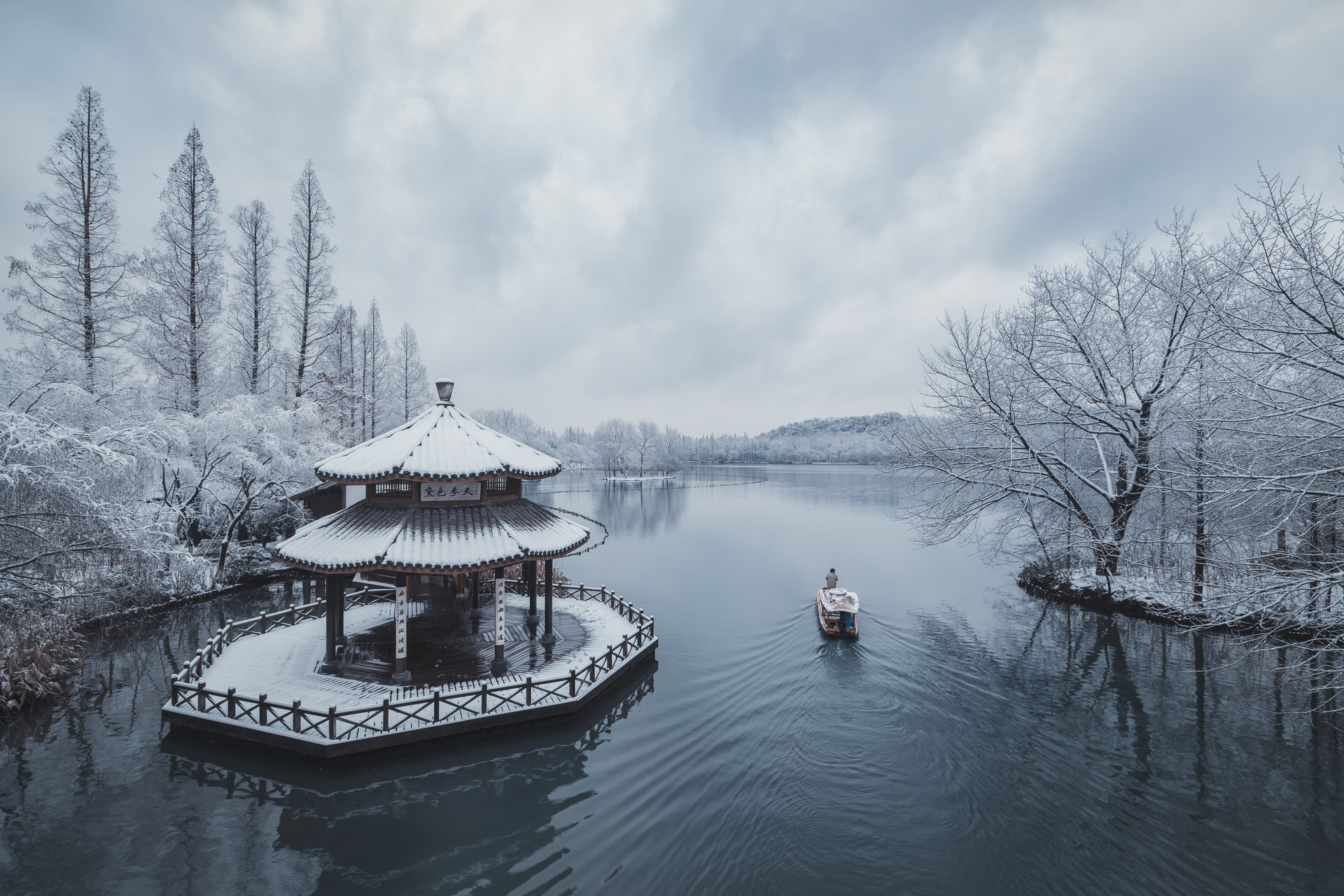 16首经典咏雪诗词,冬如画,雪如诗,赏尽冬雪之雪
