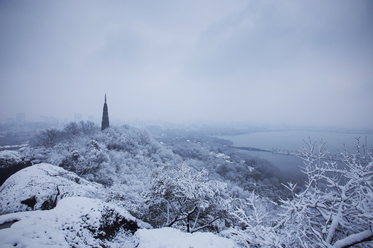 16首经典咏雪诗词,冬如画,雪如诗,赏尽冬雪之雪