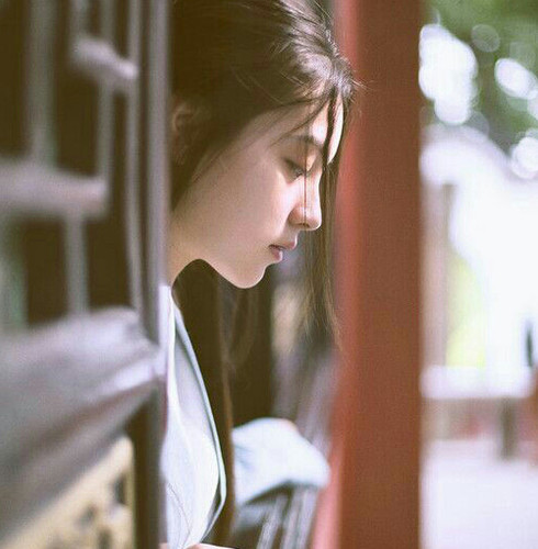 友谊不散朋友圈句子 友谊唯美短句八个字