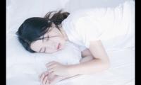 发微信撩老公的情话短句(晚上给女朋友发的很甜很撩的句子)