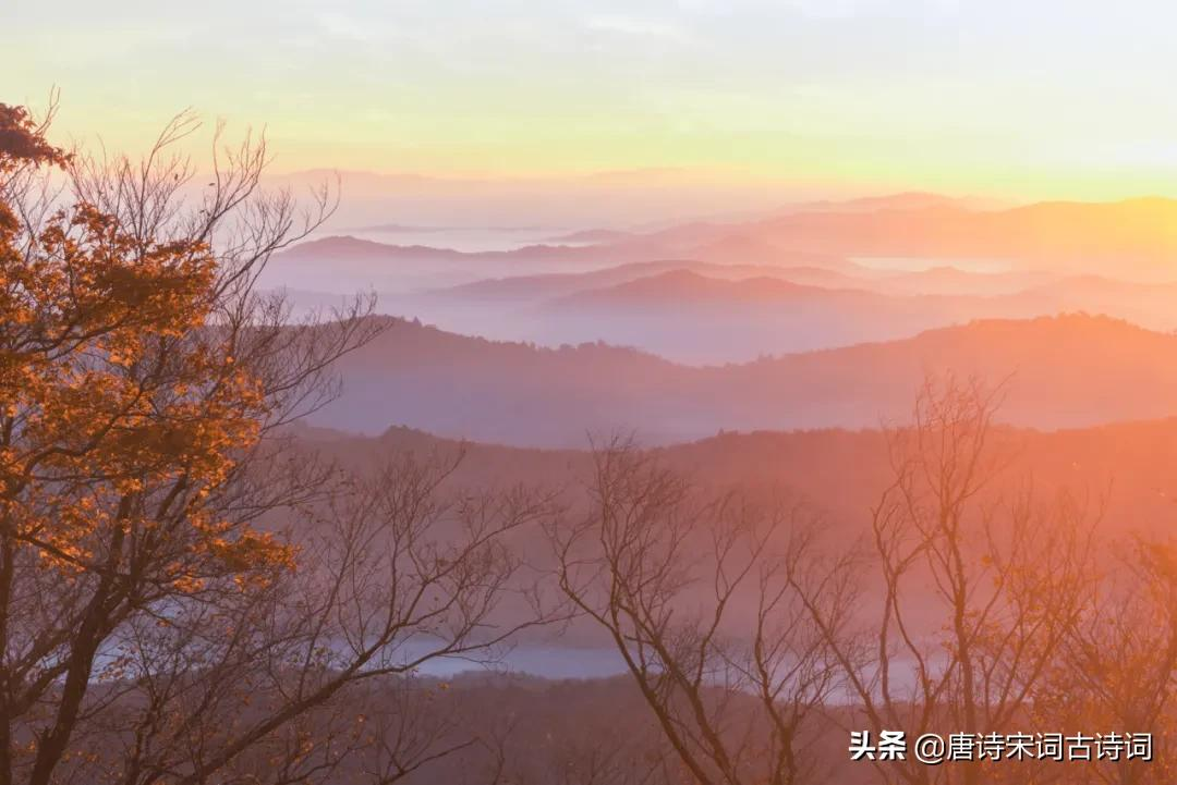 秋天黄昏,有愁亦无愁