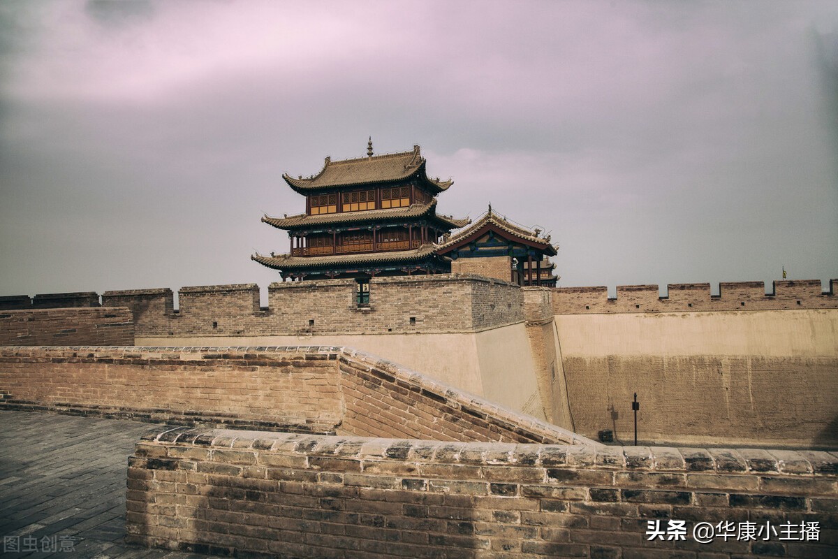 古诗《出塞》完整解析 附:《跟康爸学古诗》主持人朗诵视频