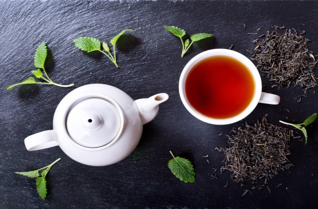 品茶赏花的精美句子 适合煮茶喝茶发的朋友圈说说