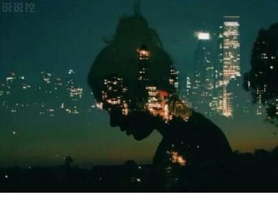 女人发朋友圈说没钱了